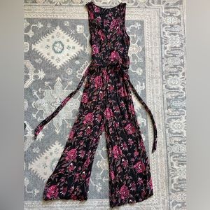 GUC URBAN Floral Jumpsuit